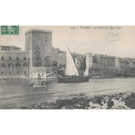 Marseille - Sortie du Vieux Port 1908
